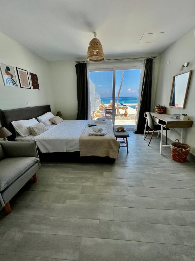 Vaso Beach Front Villa Ялиссос Экстерьер фото